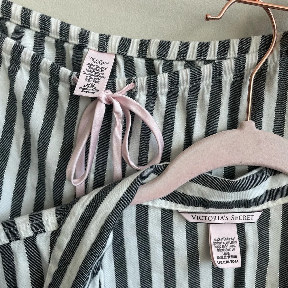 Victoria's Secret Gray White Silver Metallic Striped Pajama Set - Picture 15 of 16
